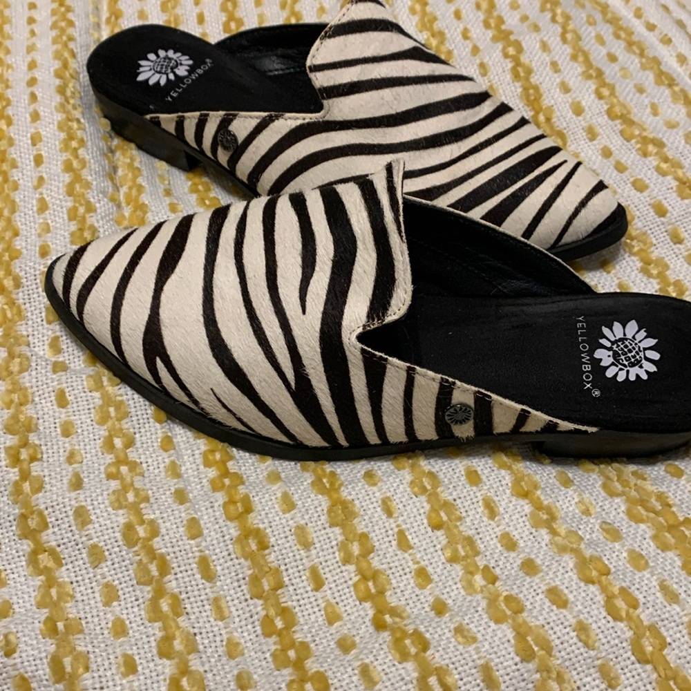 YELLOWBOX Leather mule size 8